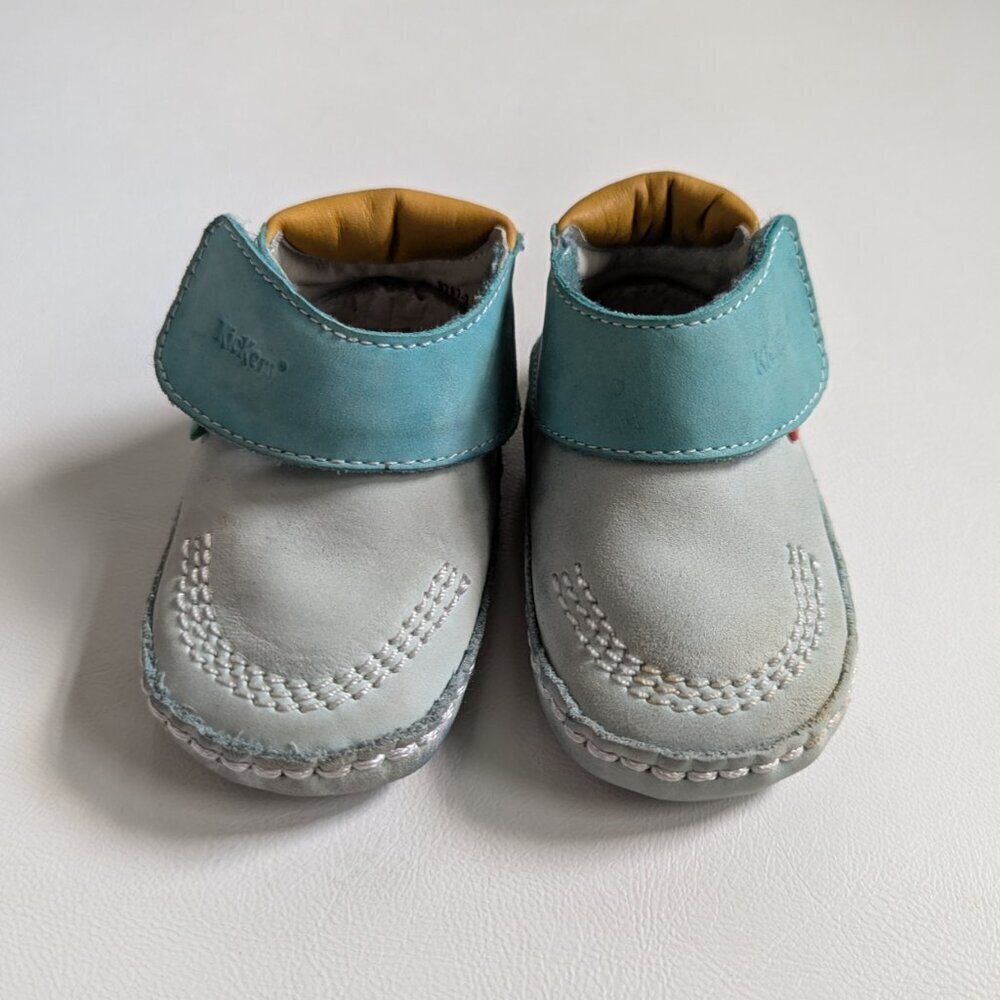 Kickers Boy's Leather Baby Shoes 6 Months/Size U.S. 3 Blue